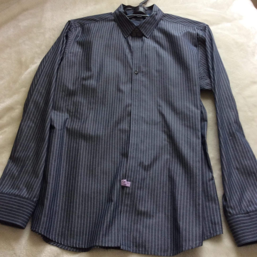 - Marc Anthony Men's Long Sleeve Buttoned Shirt Large Slim Fit